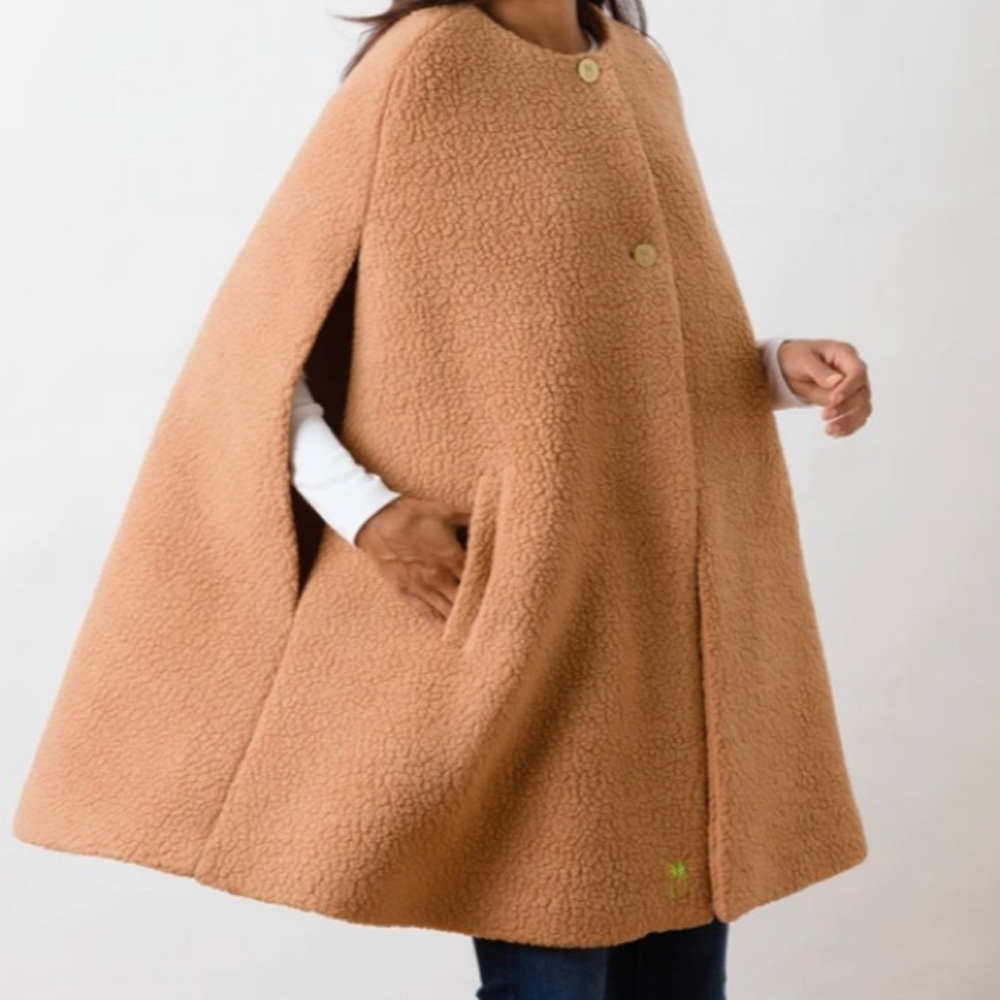 Brand New XS/S Camel Dudley Stephens cape